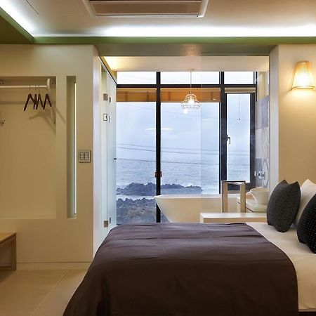 Jaynchloe Hotel Seogwipo Exterior photo
