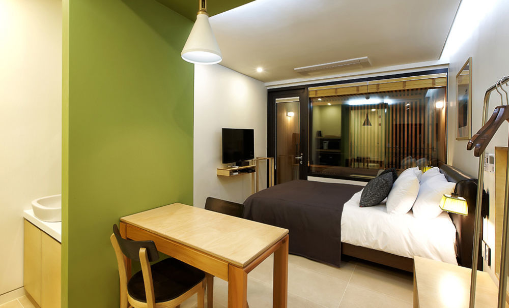 Jaynchloe Hotel Seogwipo Exterior photo